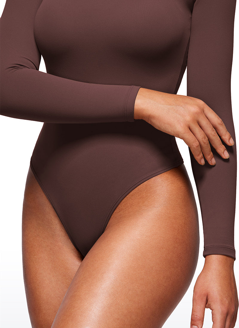 CRZ YOGA Pambabaeng Yoga Tight Fit Square Neck Long Sleeves Bodysuits na Kulay Taupe
