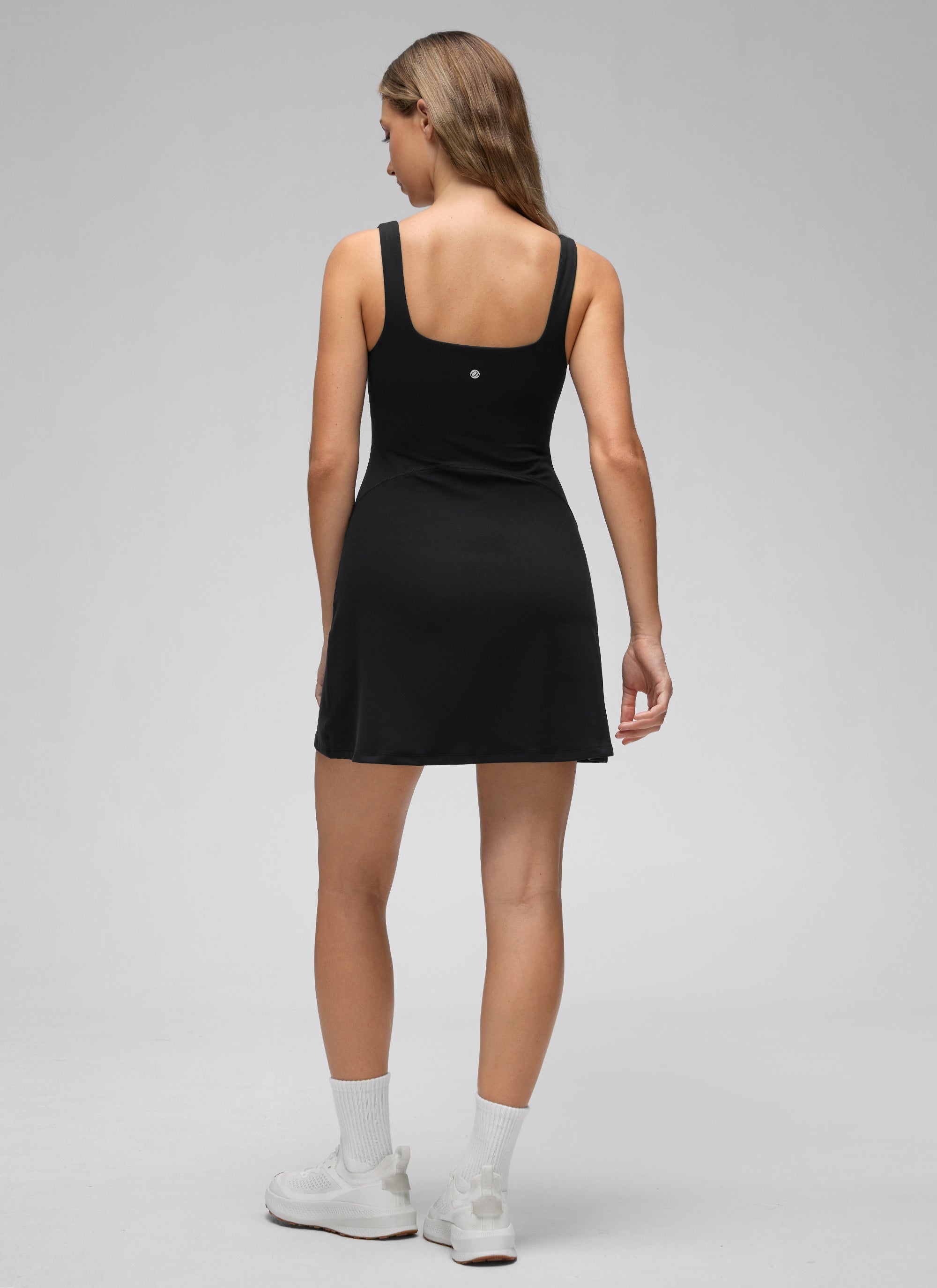 CRZ YOGA Babae Butterluxe Square Neck Shelf Bra Tennis Dresses A line Black
