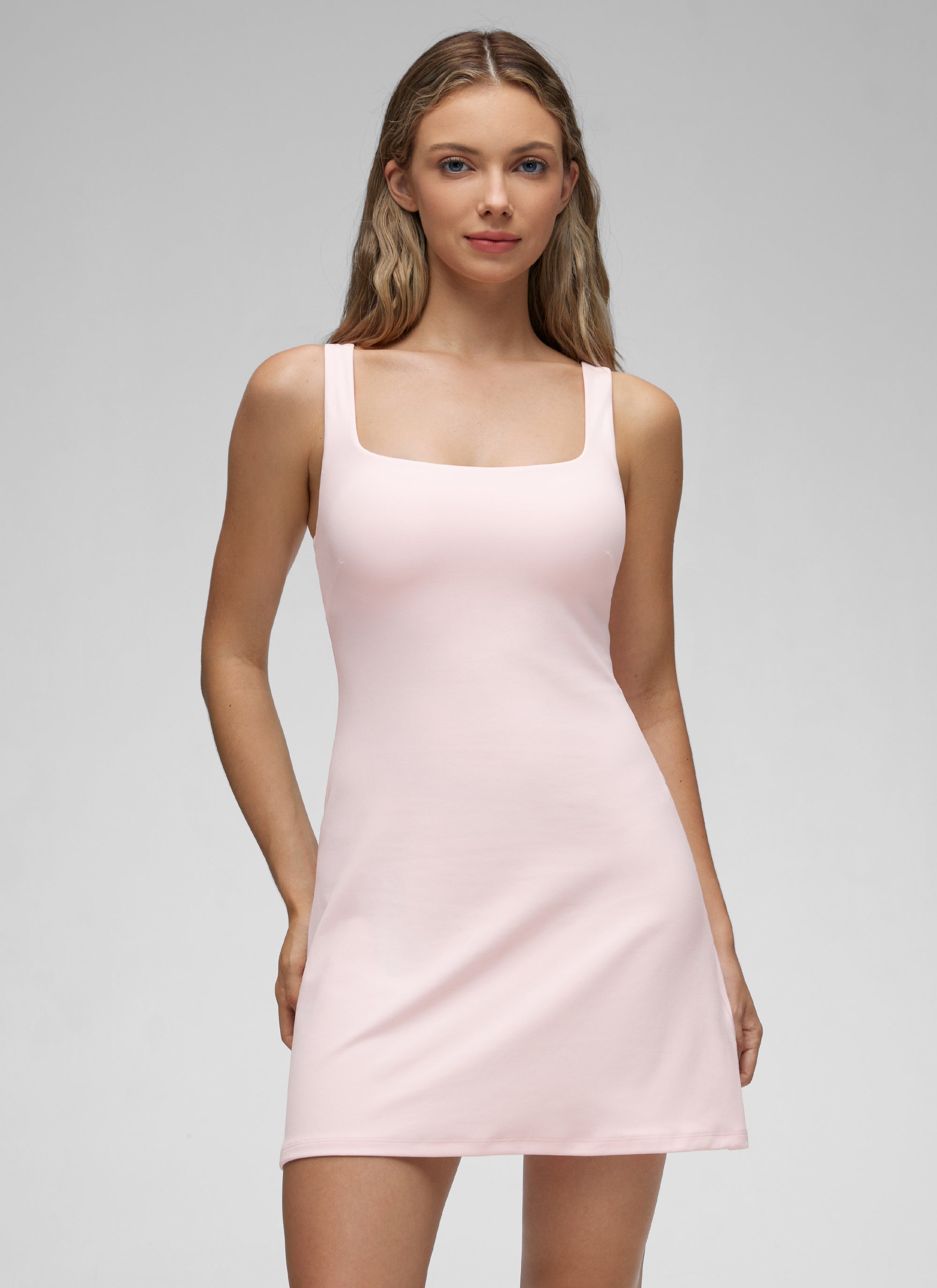CRZ YOGA Babae Butterluxe Square Neck Shelf Bra Tennis Dresses A line Strawberry Pink