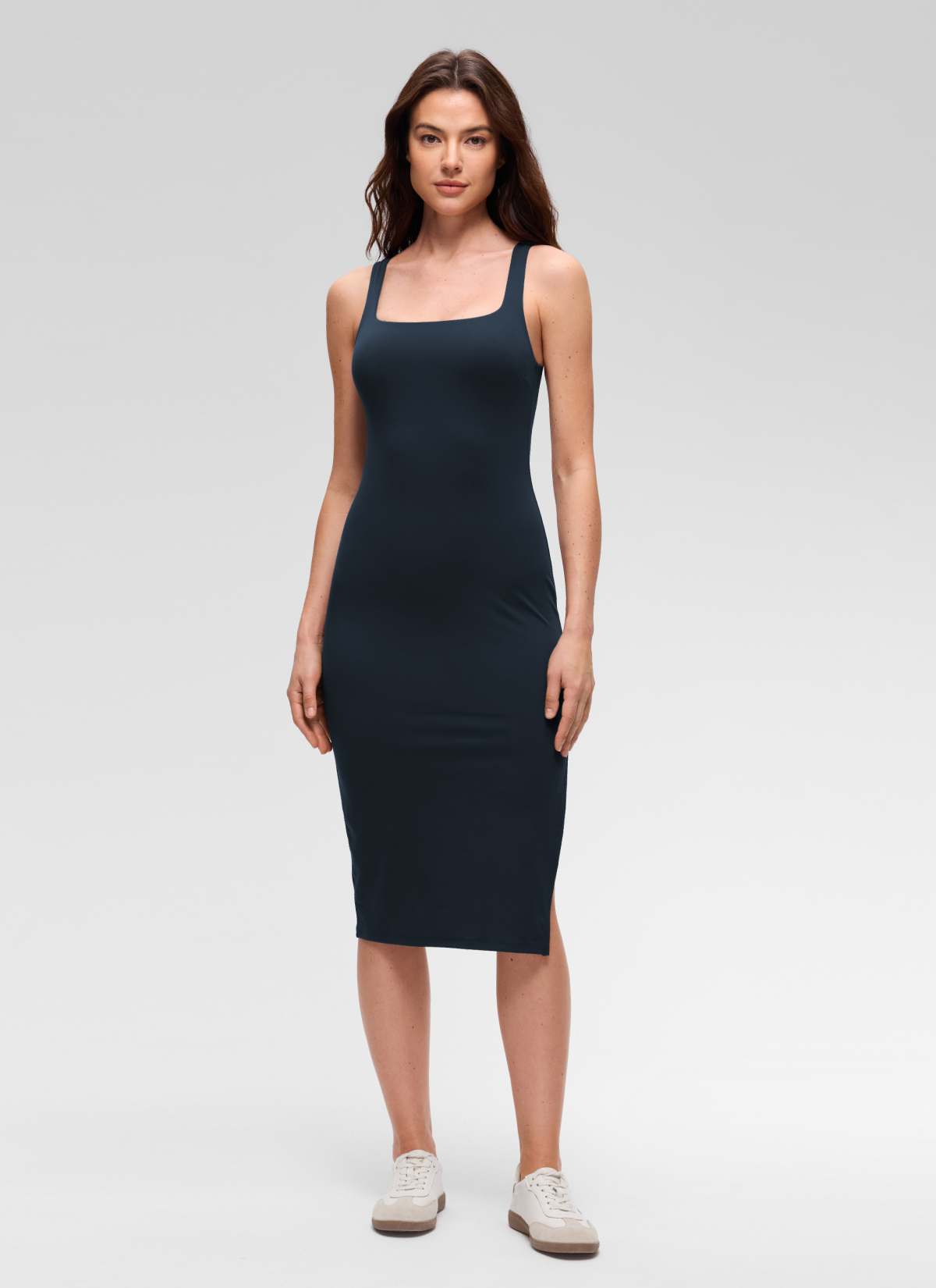 CRZ YOGA Pambabae Butterluxe Kaswal na Square Neck Side Split Midi Dress na True Navy
