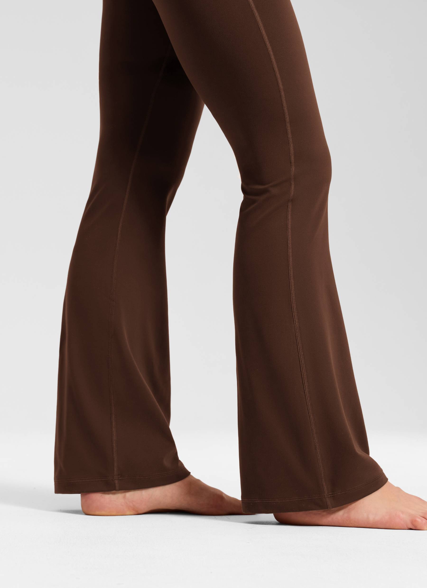 Butterluxe Mataas na Baywang na Maluwag na Paa na may Bootcut na may Bulsa na Leggings 31