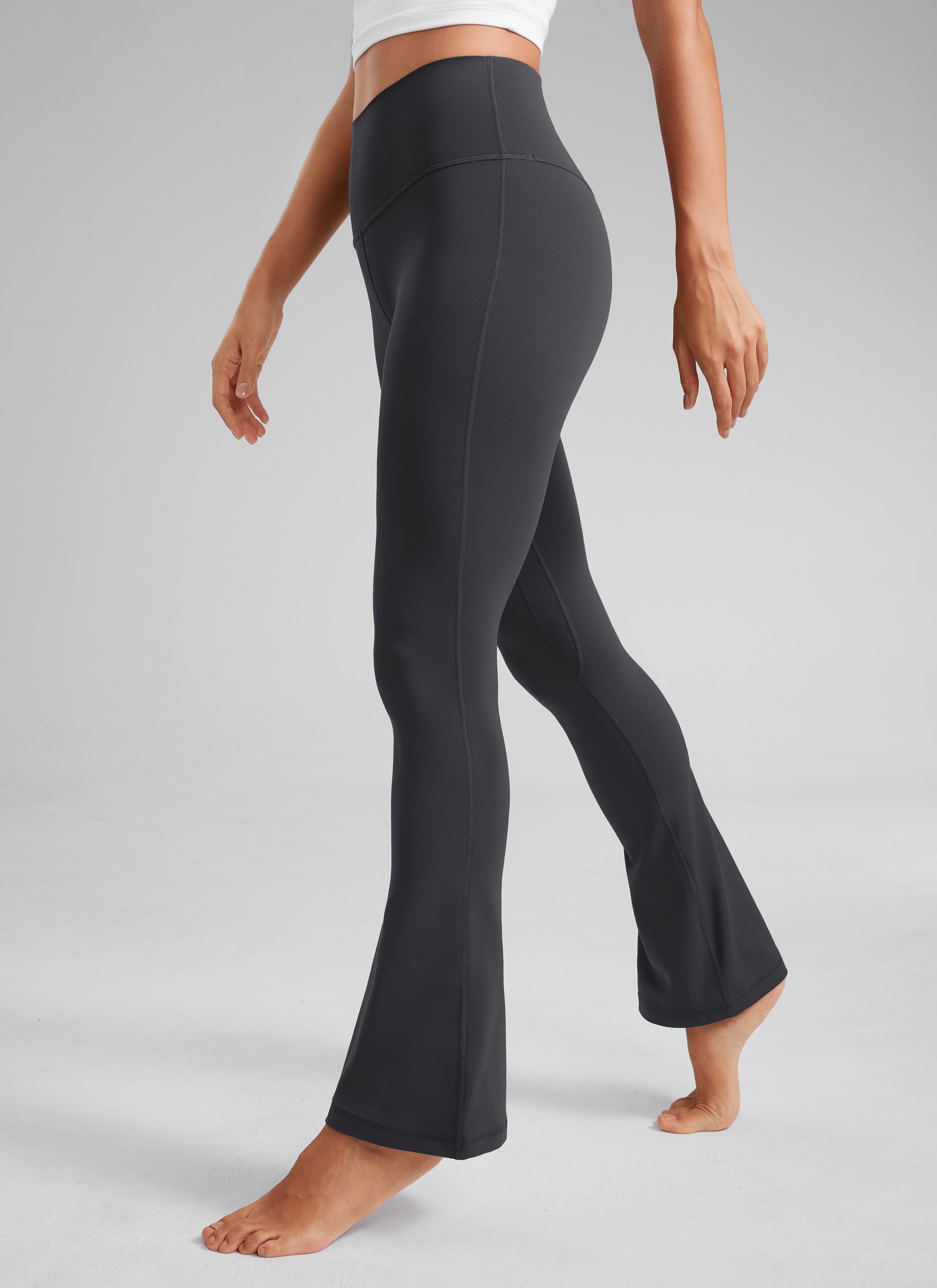 CRZ YOGA Babae Butterluxe Mini Flared Leggings na may Mataas na Baywang at Bulsa 30