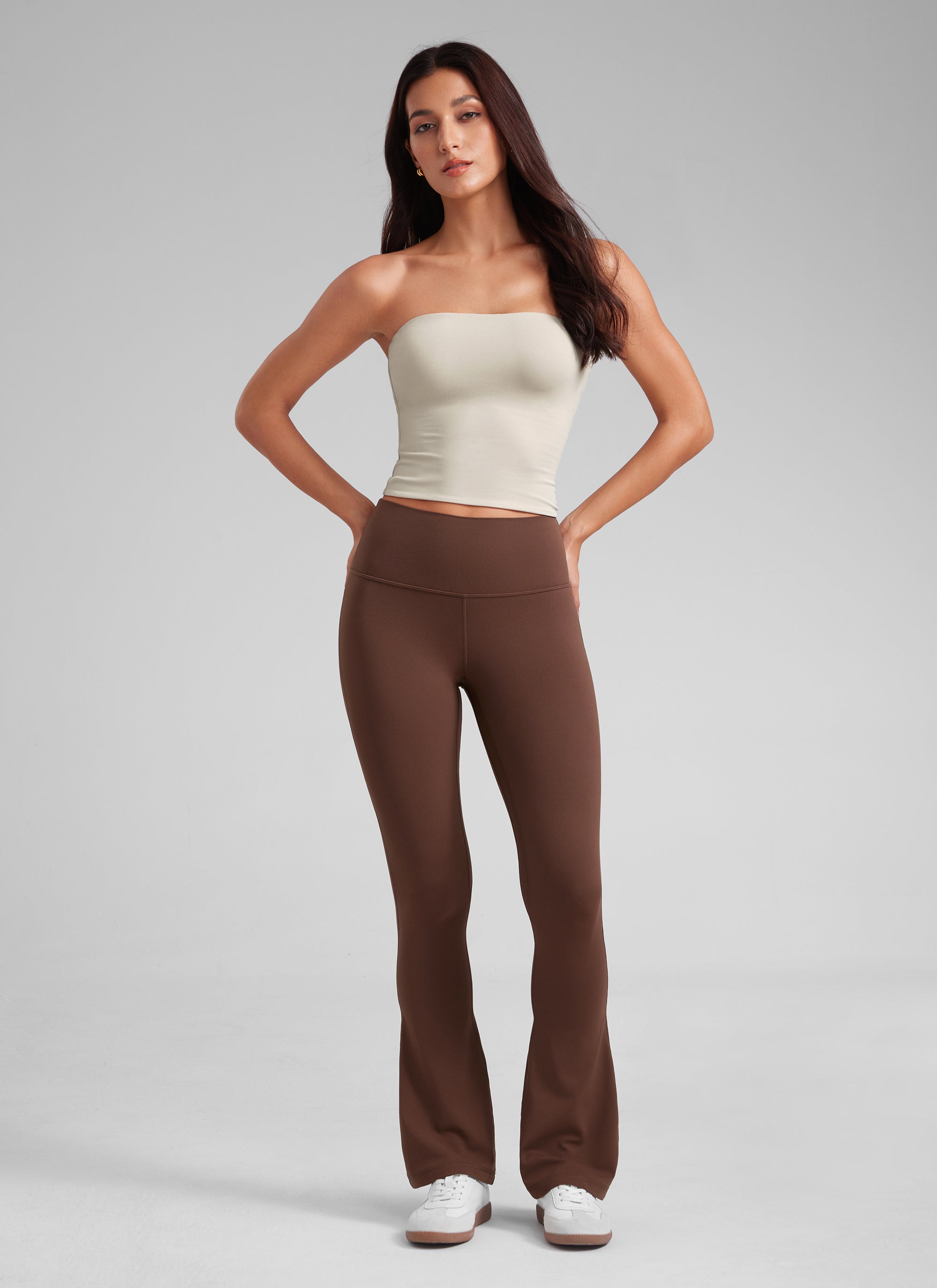 CRZ YOGA Babae Butterluxe Mini Flared Leggings na may Mataas na Baywang at Bulsa 30