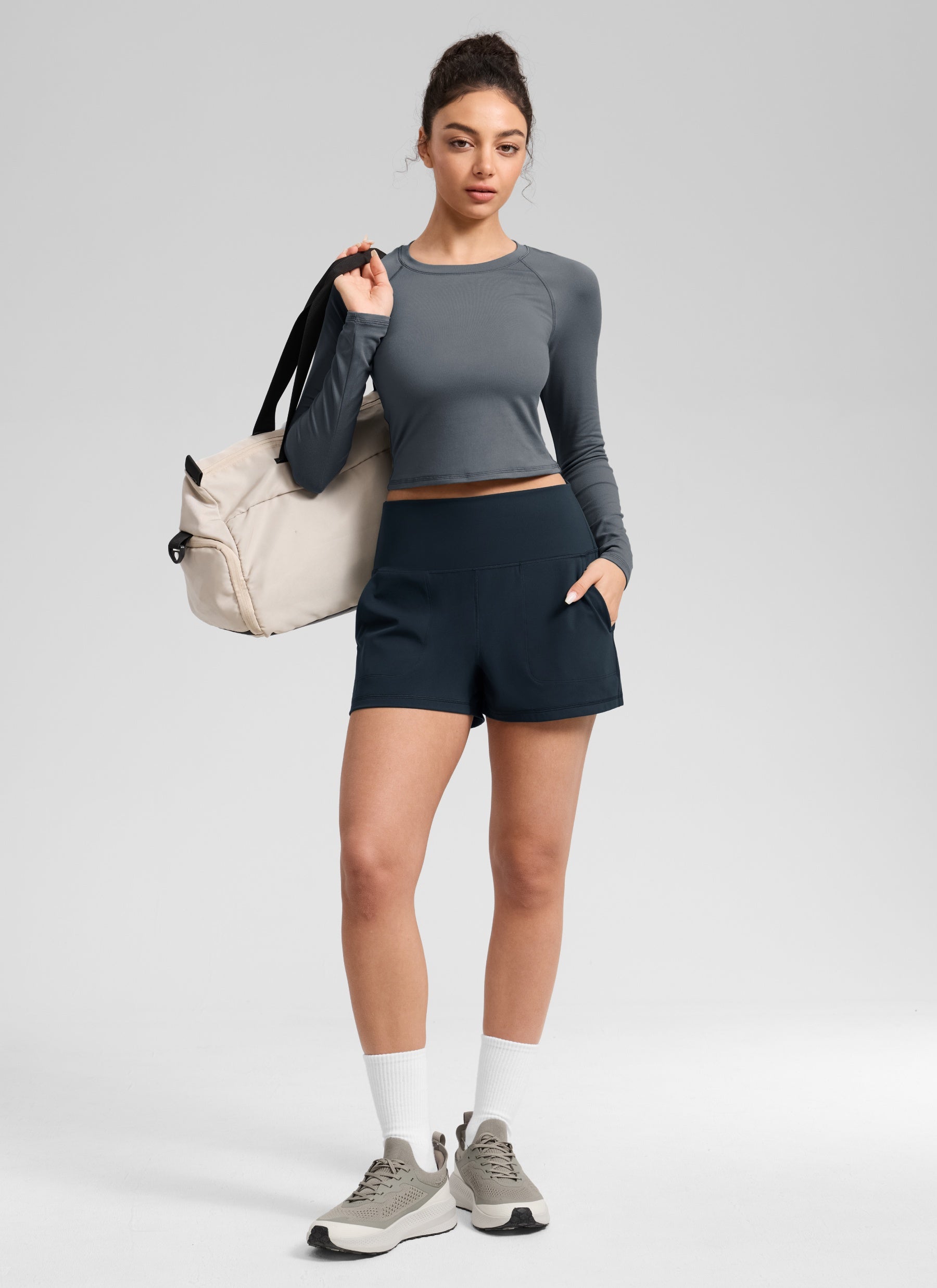 CRZ YOGA Babae Butterlift High Waisted Shorts na may Bulsa, Walang Liner, True Navy