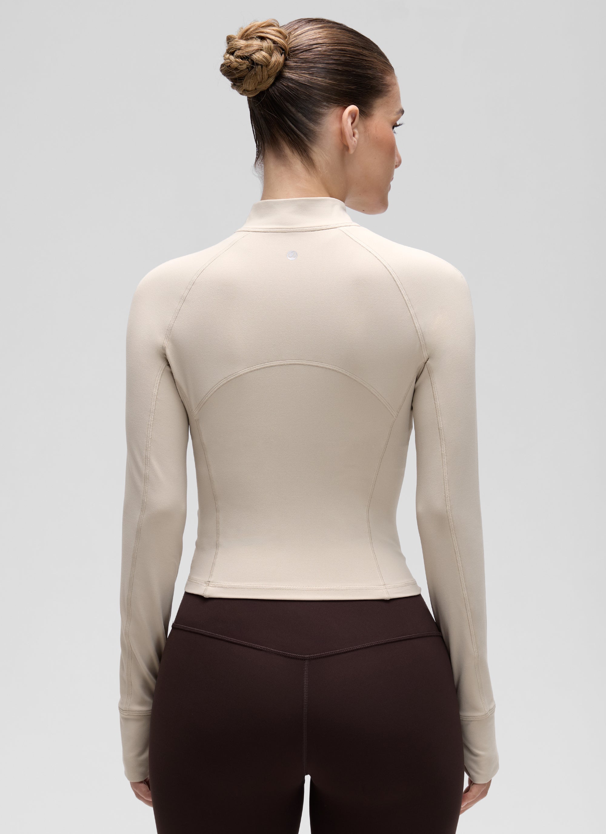 CRZ YOGA Pambabaeng Yoga Slim Fit Tops Butterluxe Kalahating-Zip na Mahabang Manggas na Mojave Tan