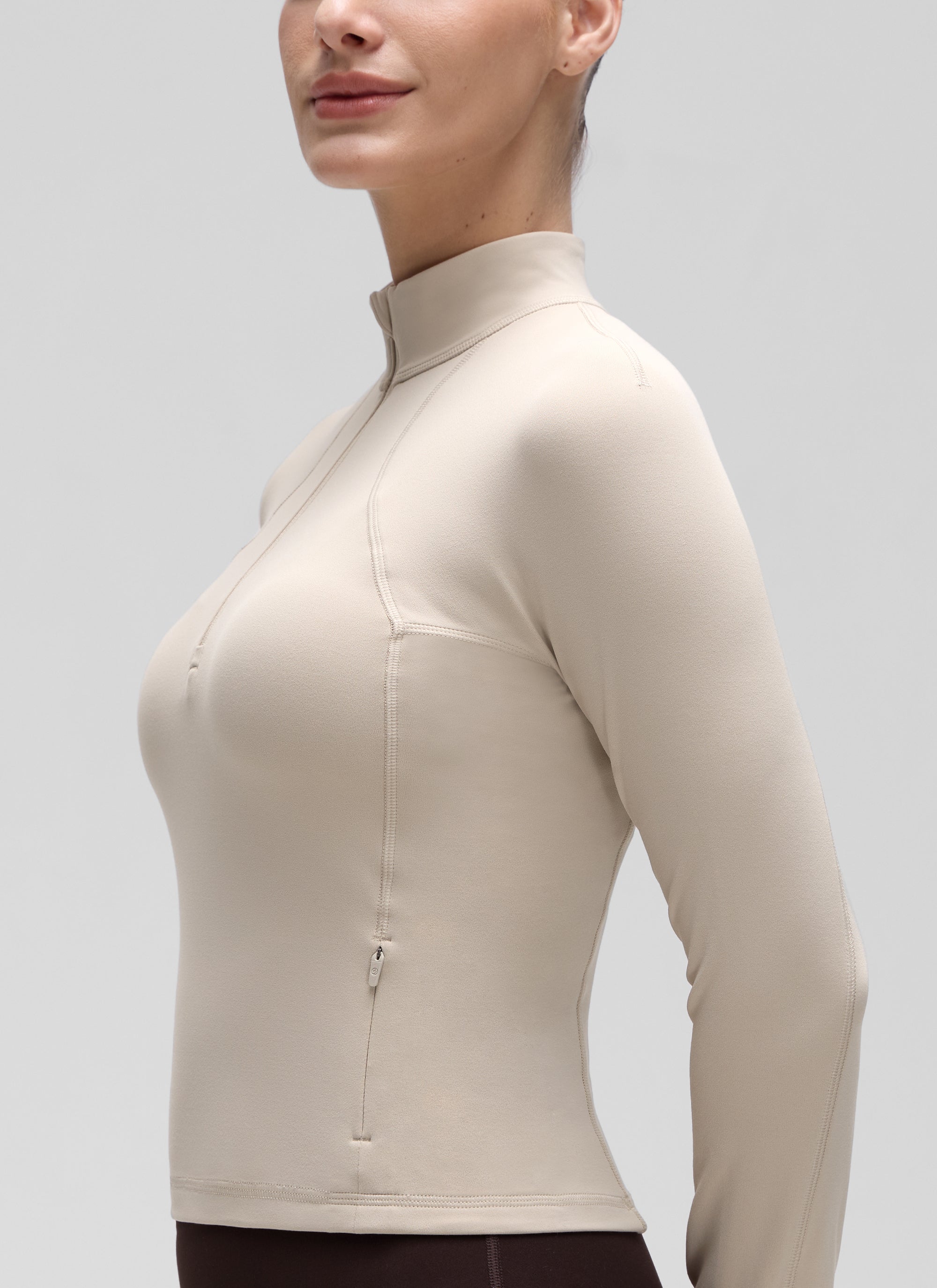 CRZ YOGA Pambabaeng Yoga Slim Fit Tops Butterluxe Kalahating-Zip na Mahabang Manggas na Mojave Tan