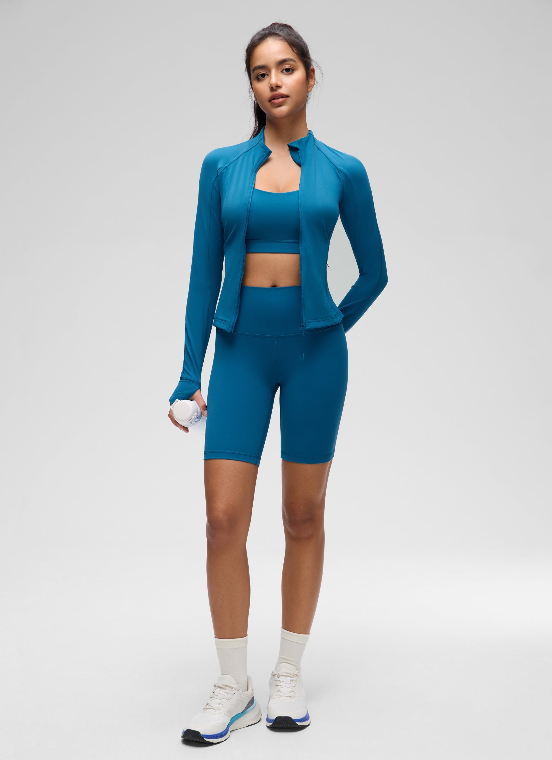 CRZ YOGA Pambabae Butterluxe Mga Panlabas na Damit na May Buong Zip na May Crop Pocket, Super-sonic Blue