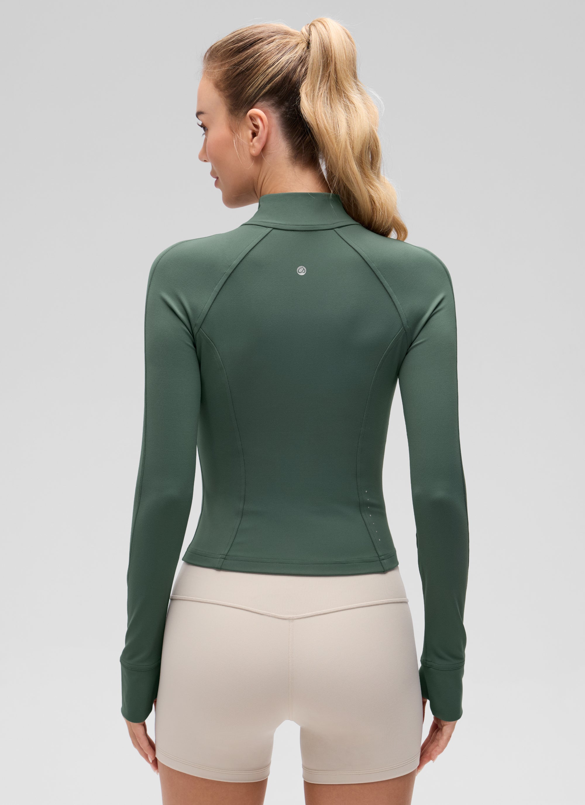 CRZ YOGA Pambabae Butterluxe Mga Panlabas na Damit na May Buong Zip na May Crop Pocket at Madilim na Forest Green